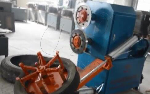 Tire both?sidewall?cutting?machine?running